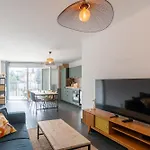 Appartement 70 M2 Climatise Avec Balcon Et Parking