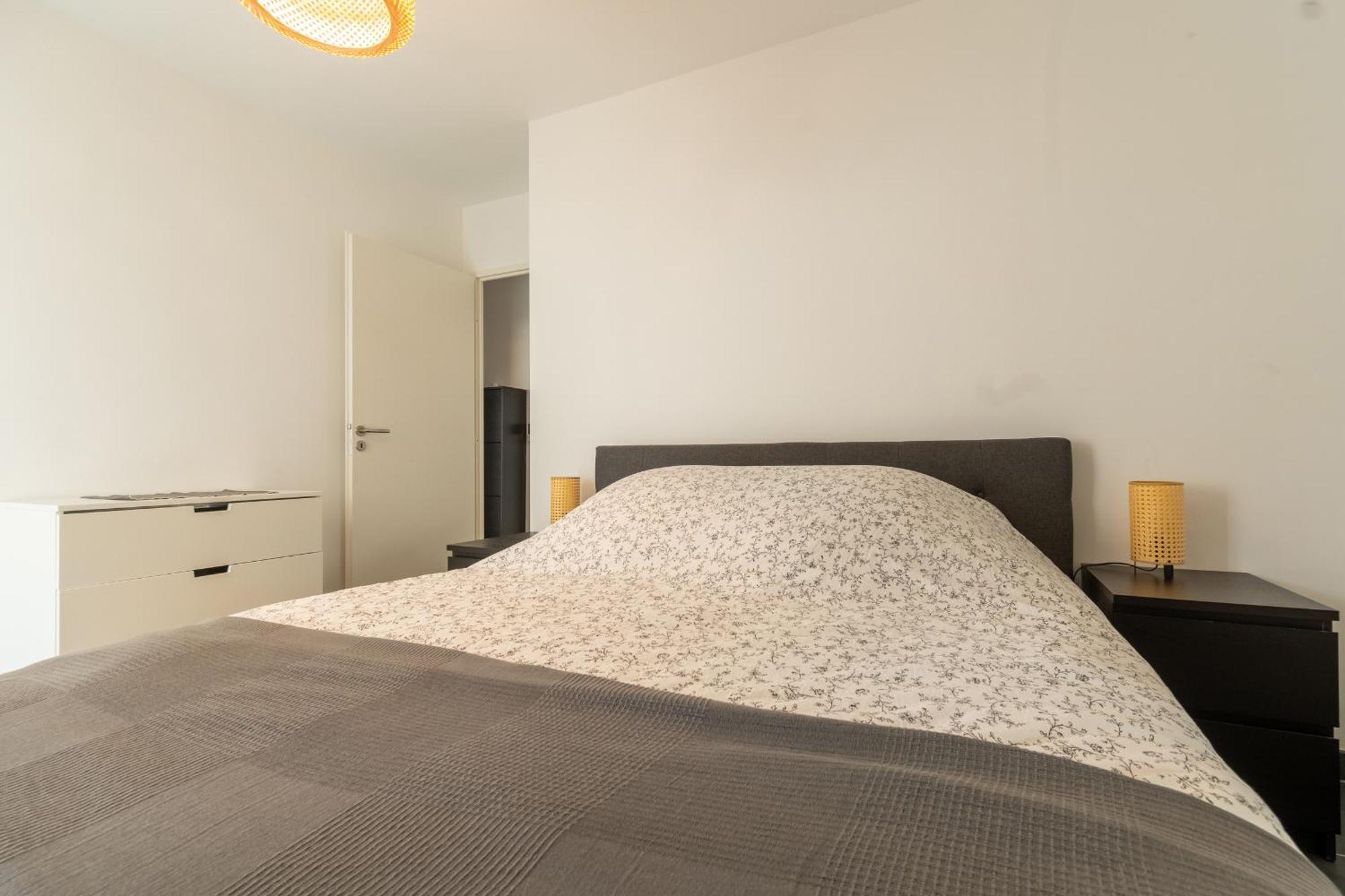 70 M2 Climatise Avec Balcon Et Parking Marseille